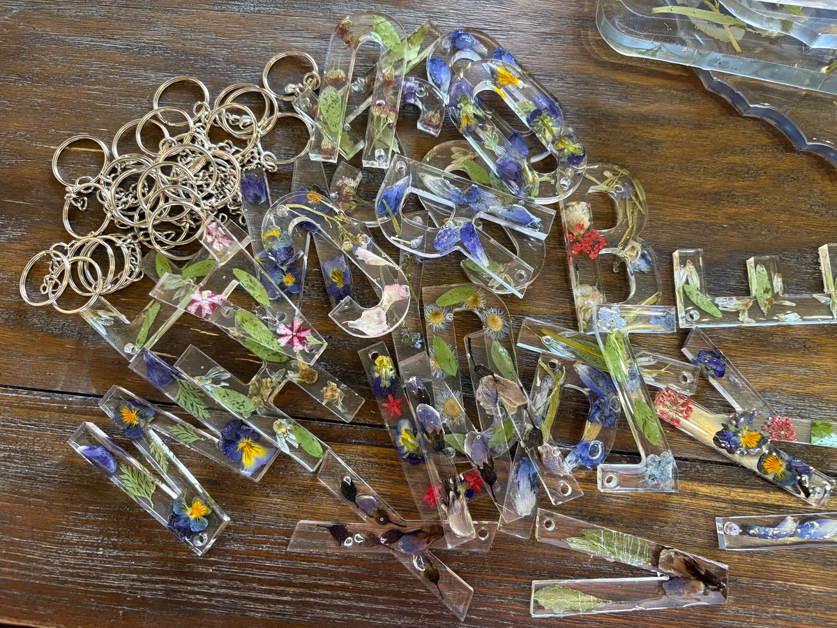 Resin Flower Jewelry Private Class for 1-6 people