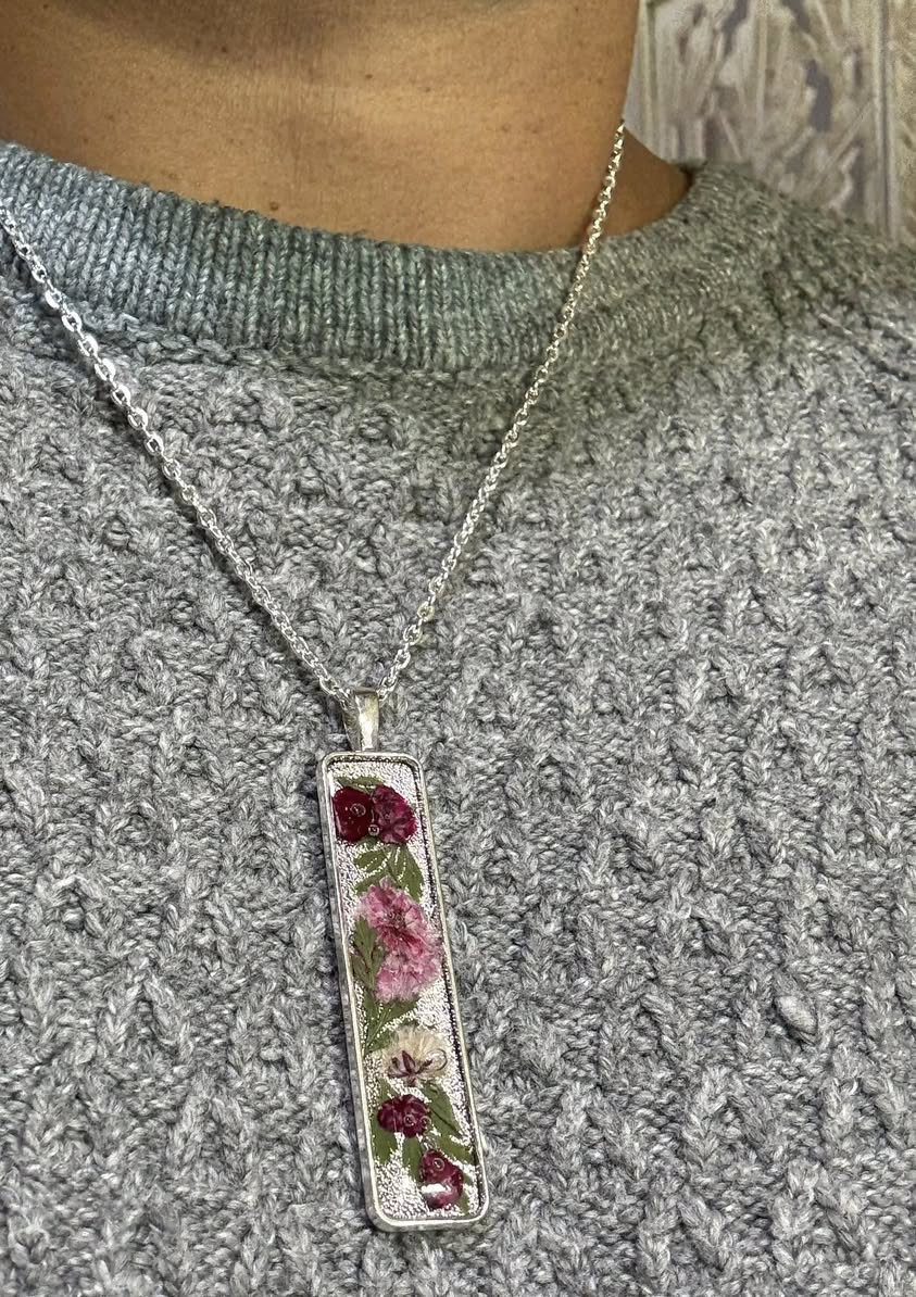 Winter 2025 botanical necklace 1