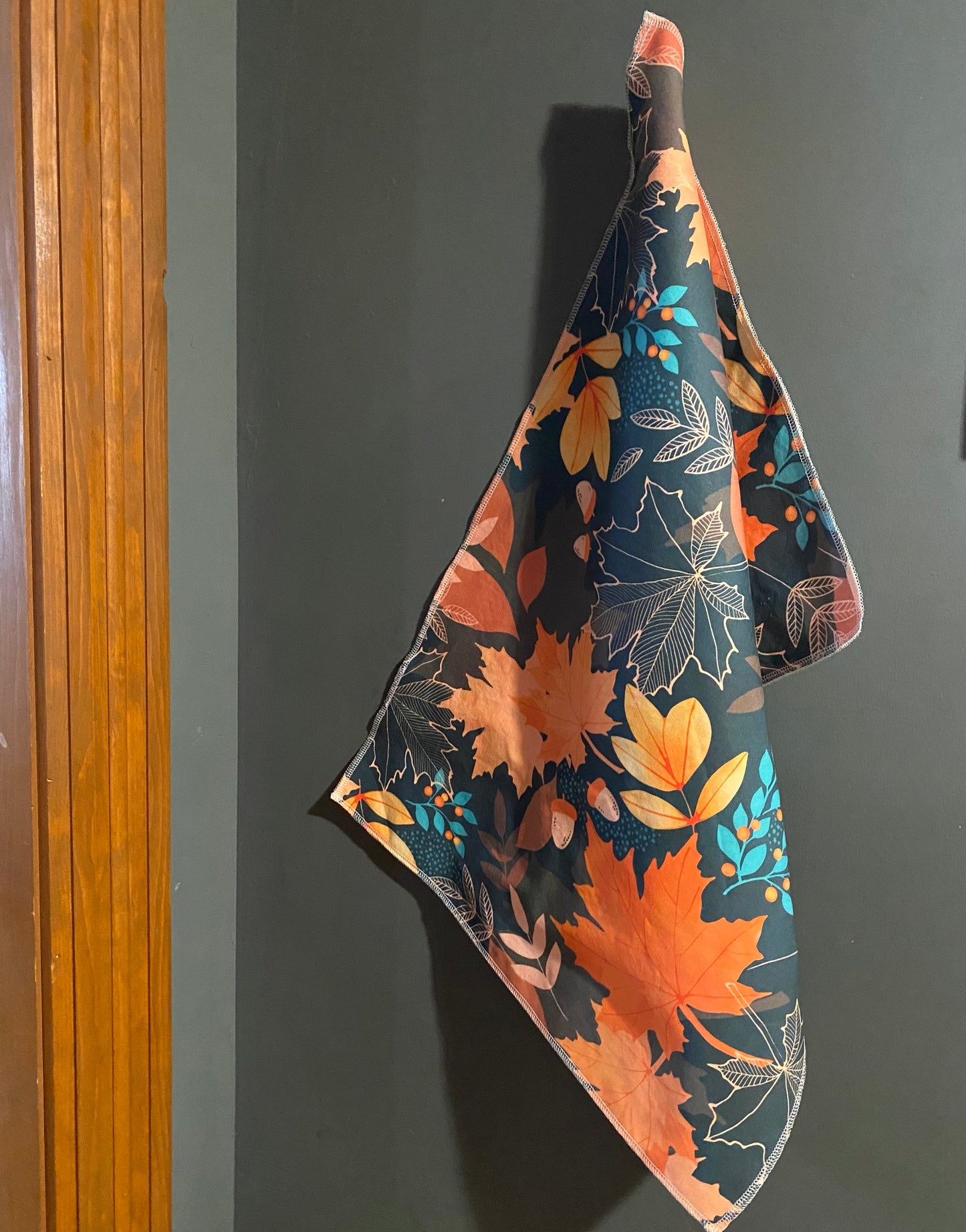 Tea Towel in "Earthy Autumn Leaves"