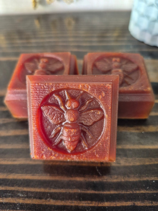 Glycerin Honey and Tumeric Bee Soap