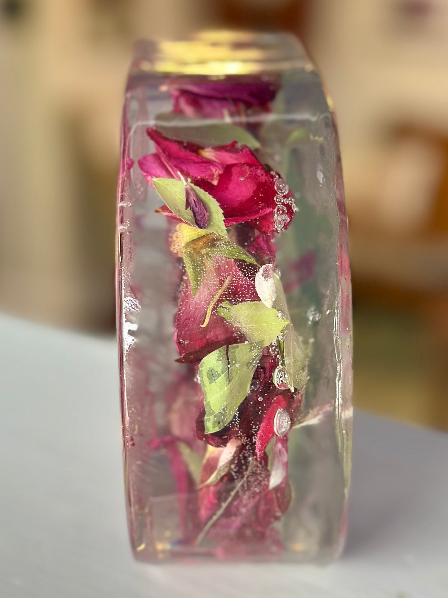 Pink roses resin arch