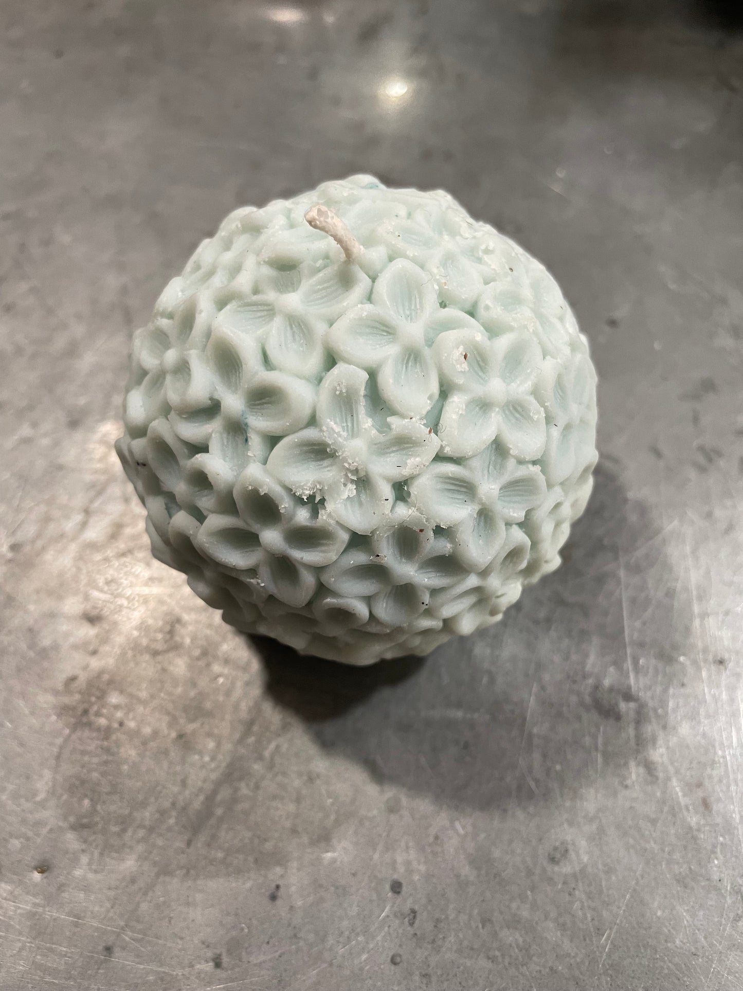 Circular Hydrangea Candles