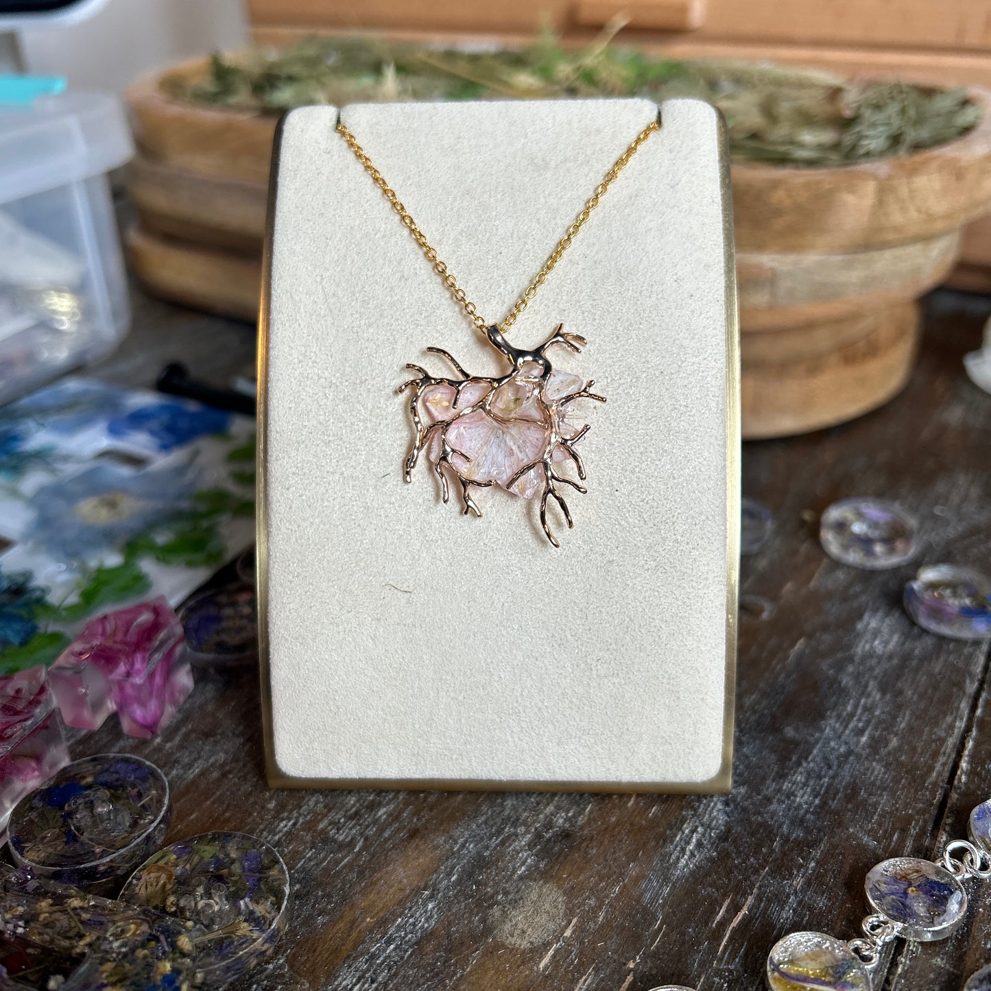 Gold branch necklace