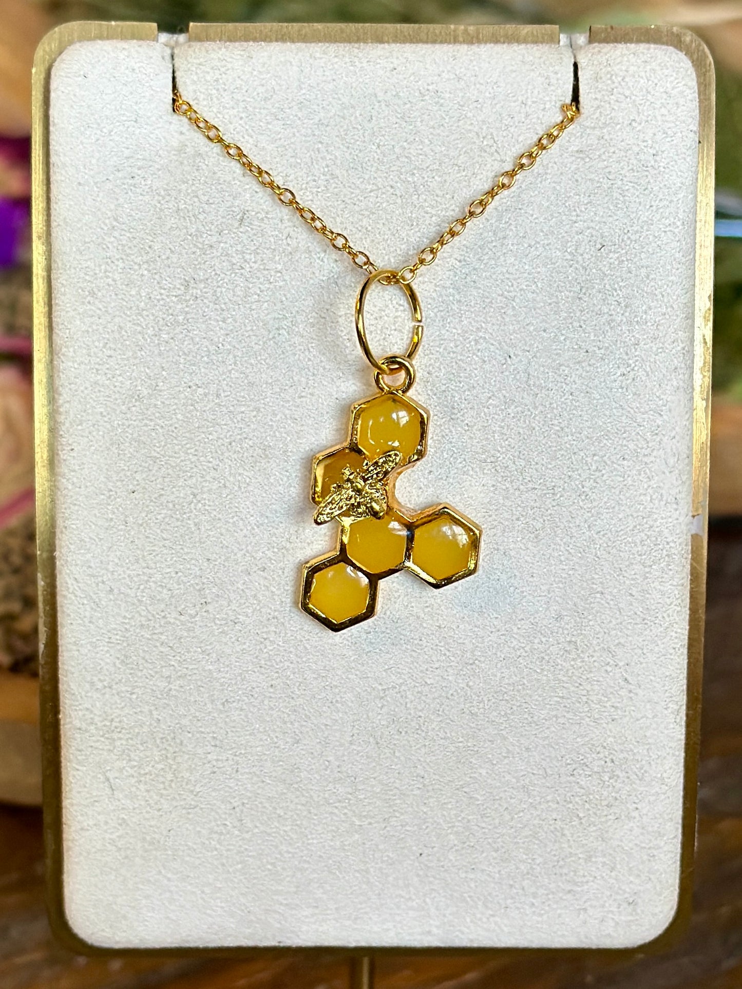 Yellow honeycomb and Bee necklace (5 hex)