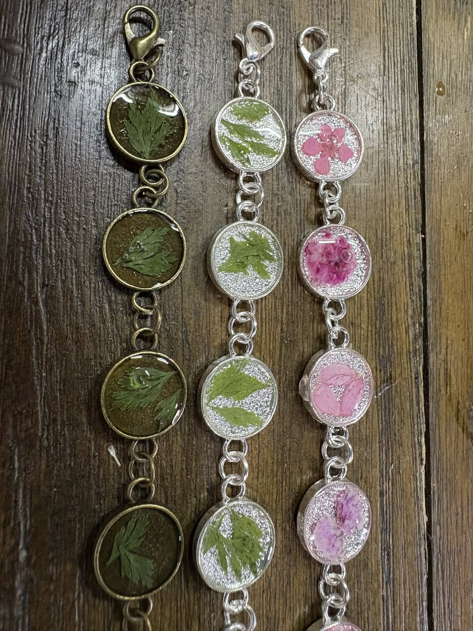 Winter 2025 botanical bracelet (green and bronze)