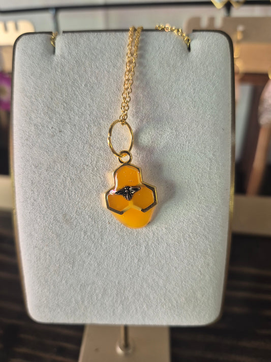 Amber dripping honey and bee necklace (3 hex)