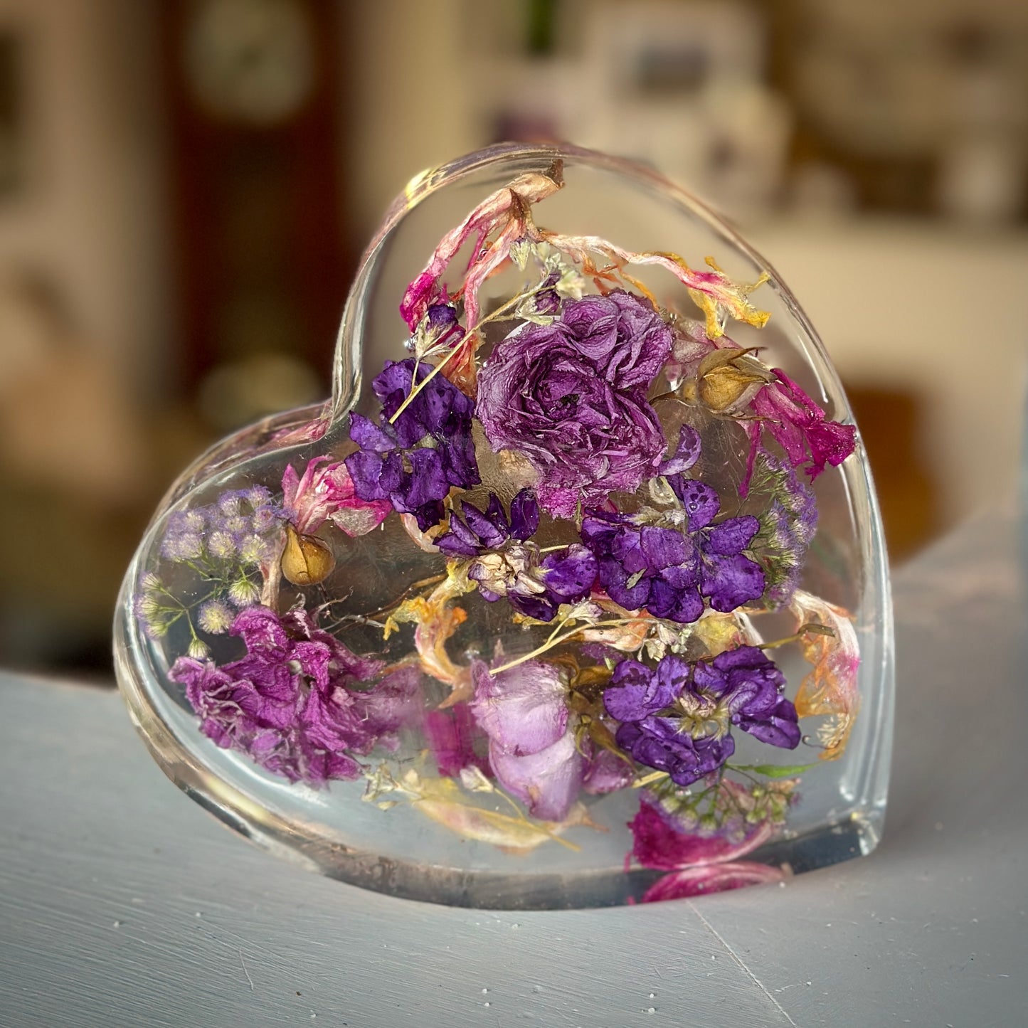 Mixed floral resin heart (medium)