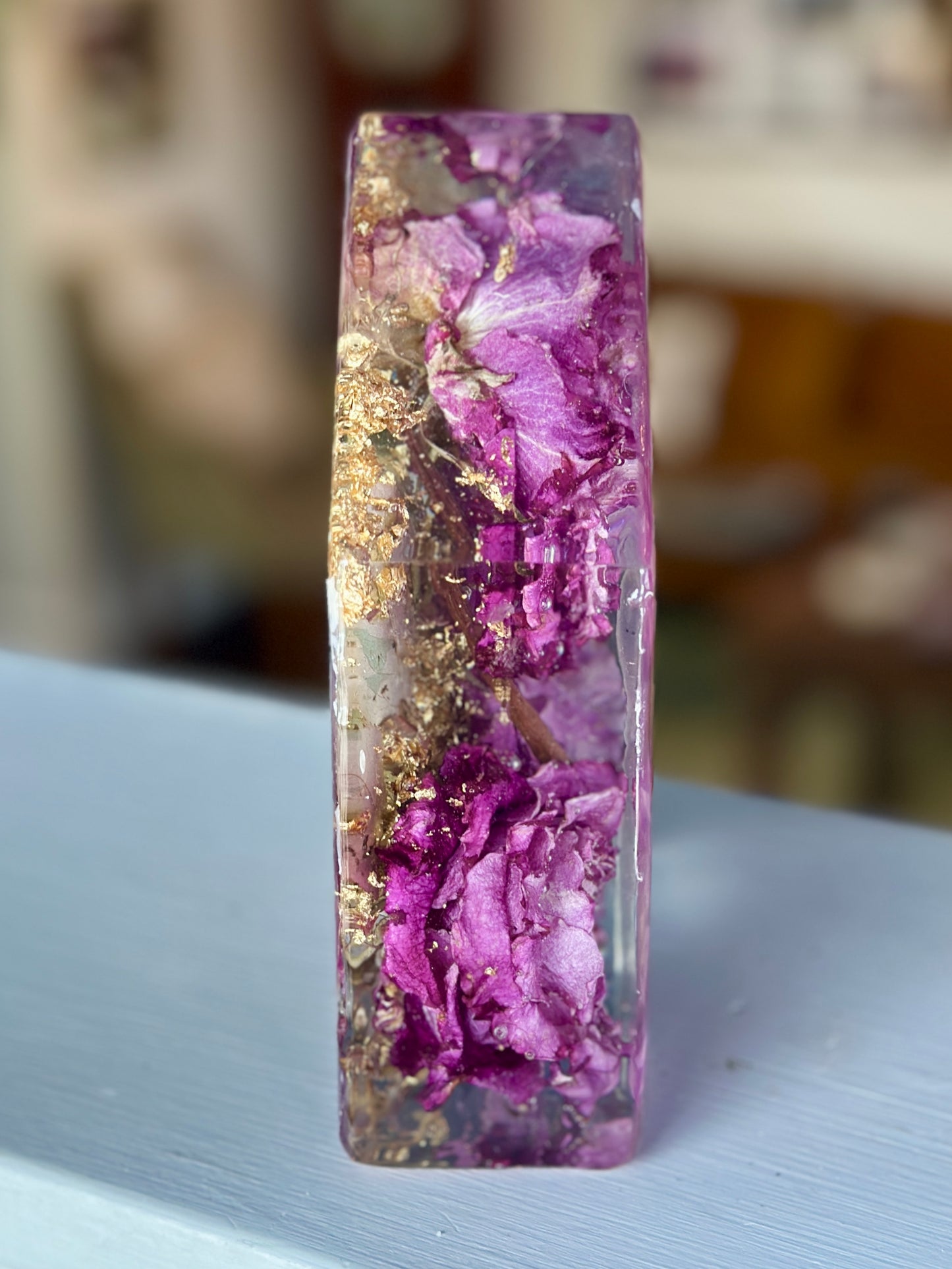 Pink rose trio resin house