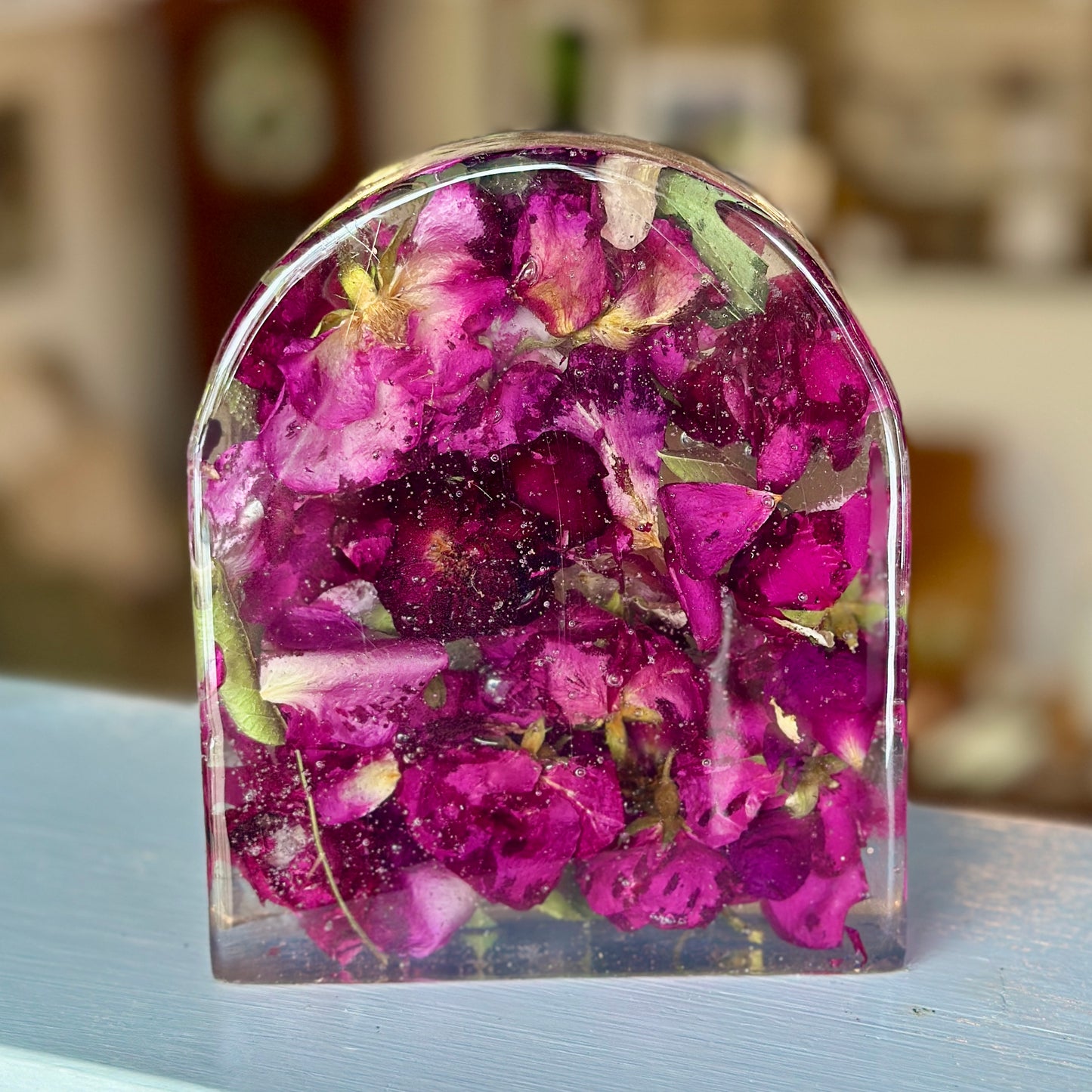 Pink roses resin arch