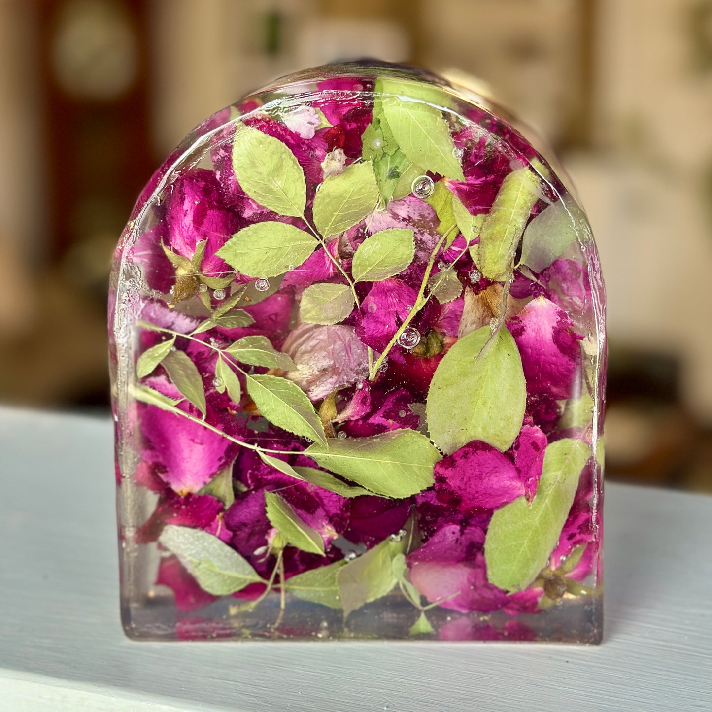 Pink roses resin arch