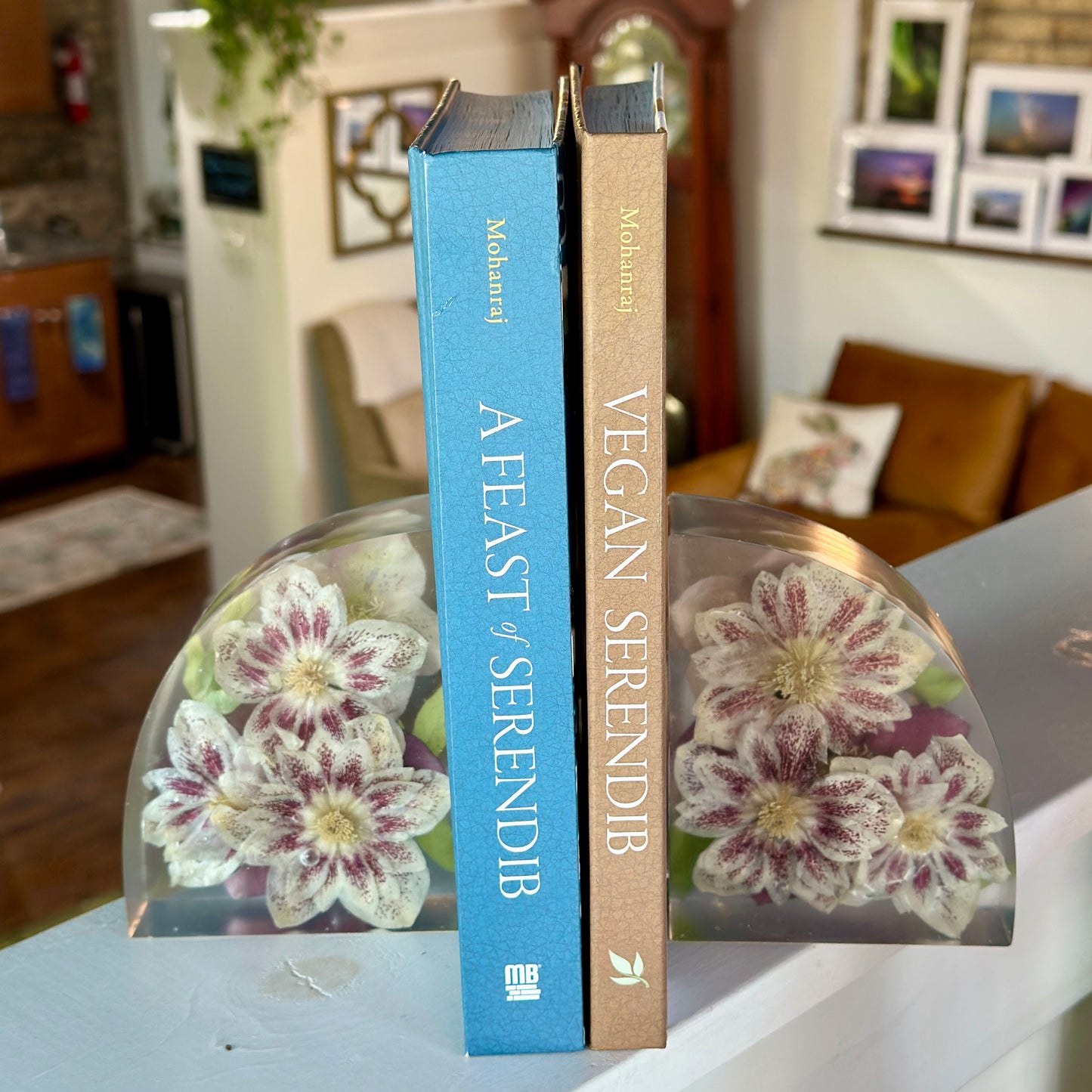 Pink and white hellebore resin bookends