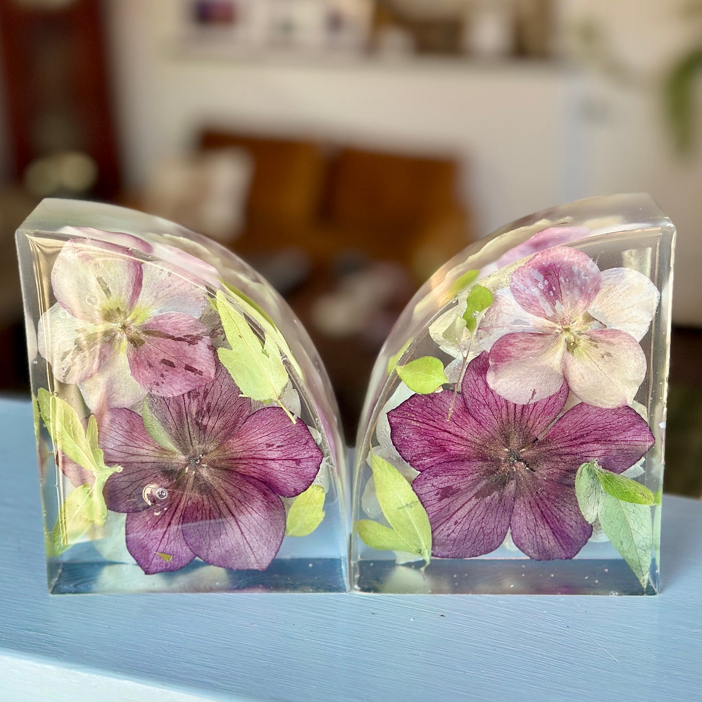 Pink and white hellebore resin bookends