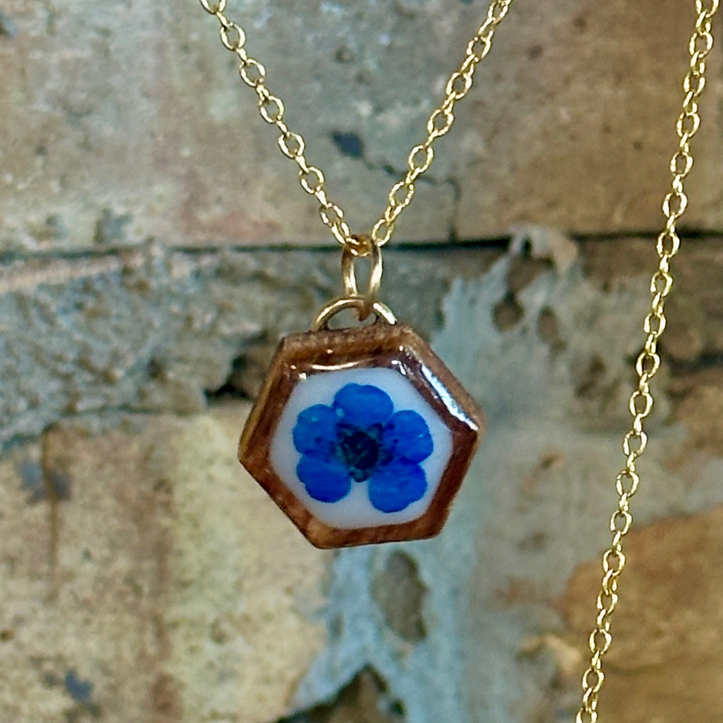 Wooden hexagonal necklace 1