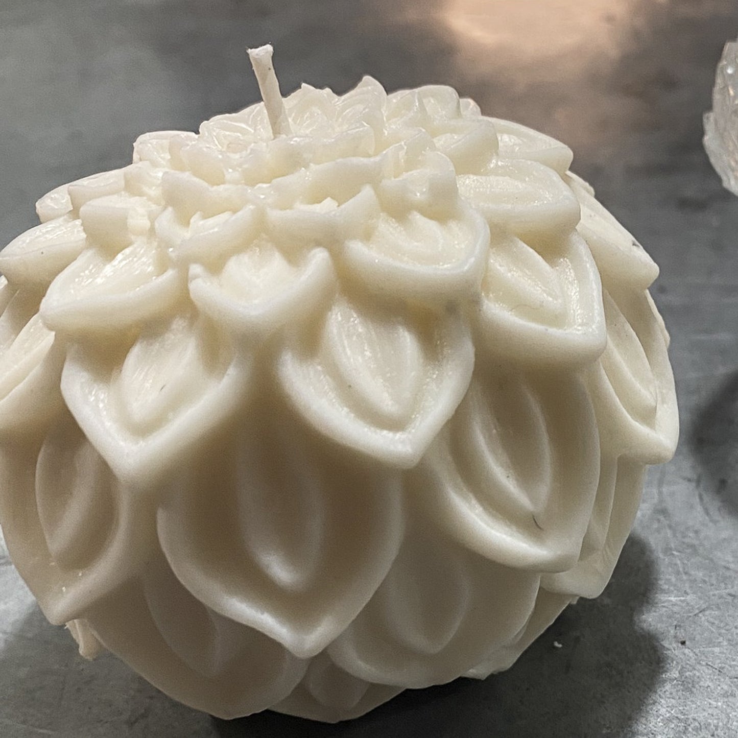 White Lotus Ball Candle (unscented)