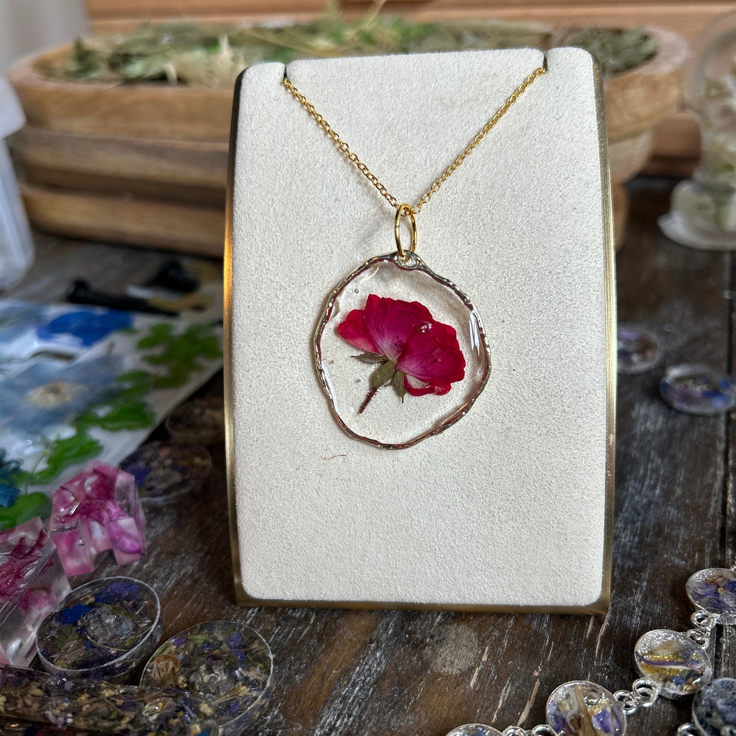 Pink flower gold necklace 2