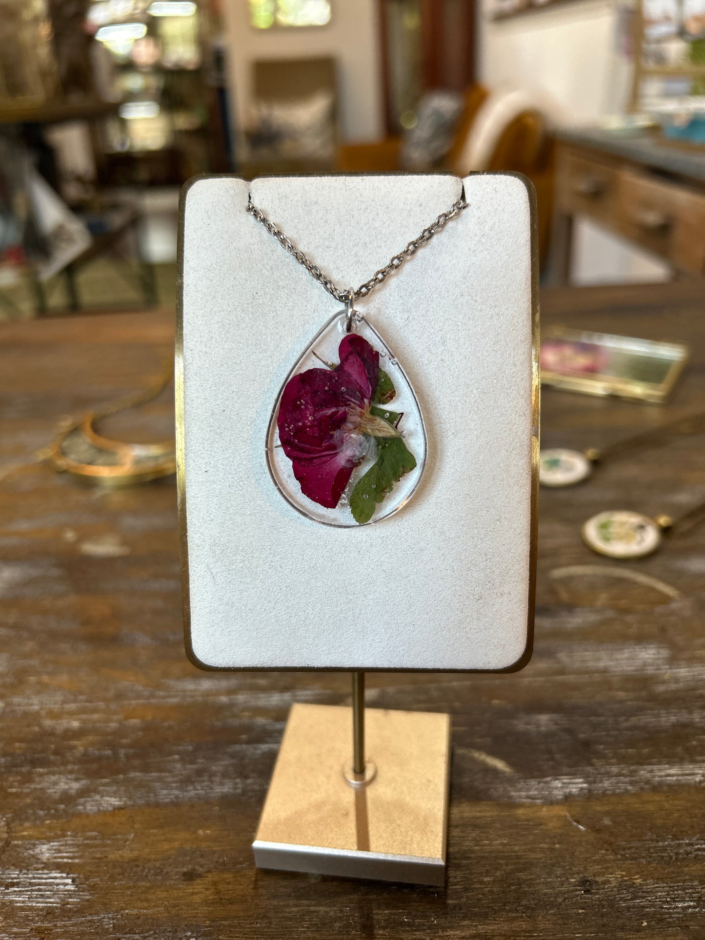 Resin Botanical Necklace - Pink Tear Drop