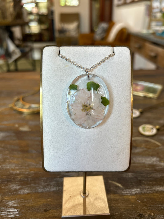Resin Botanical Necklace - White Oval