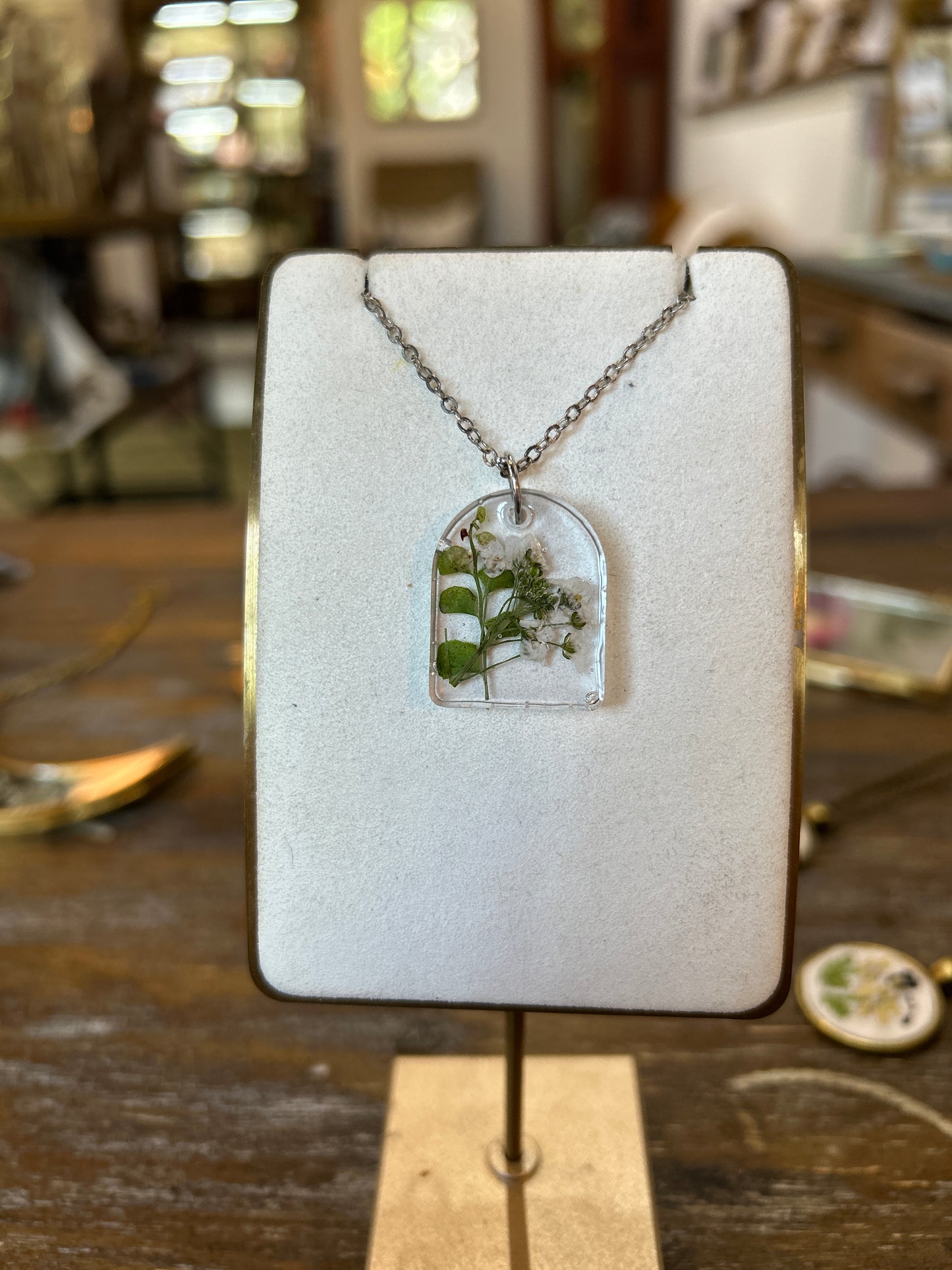 Resin Botanical Necklace - White Flowers and Leaves