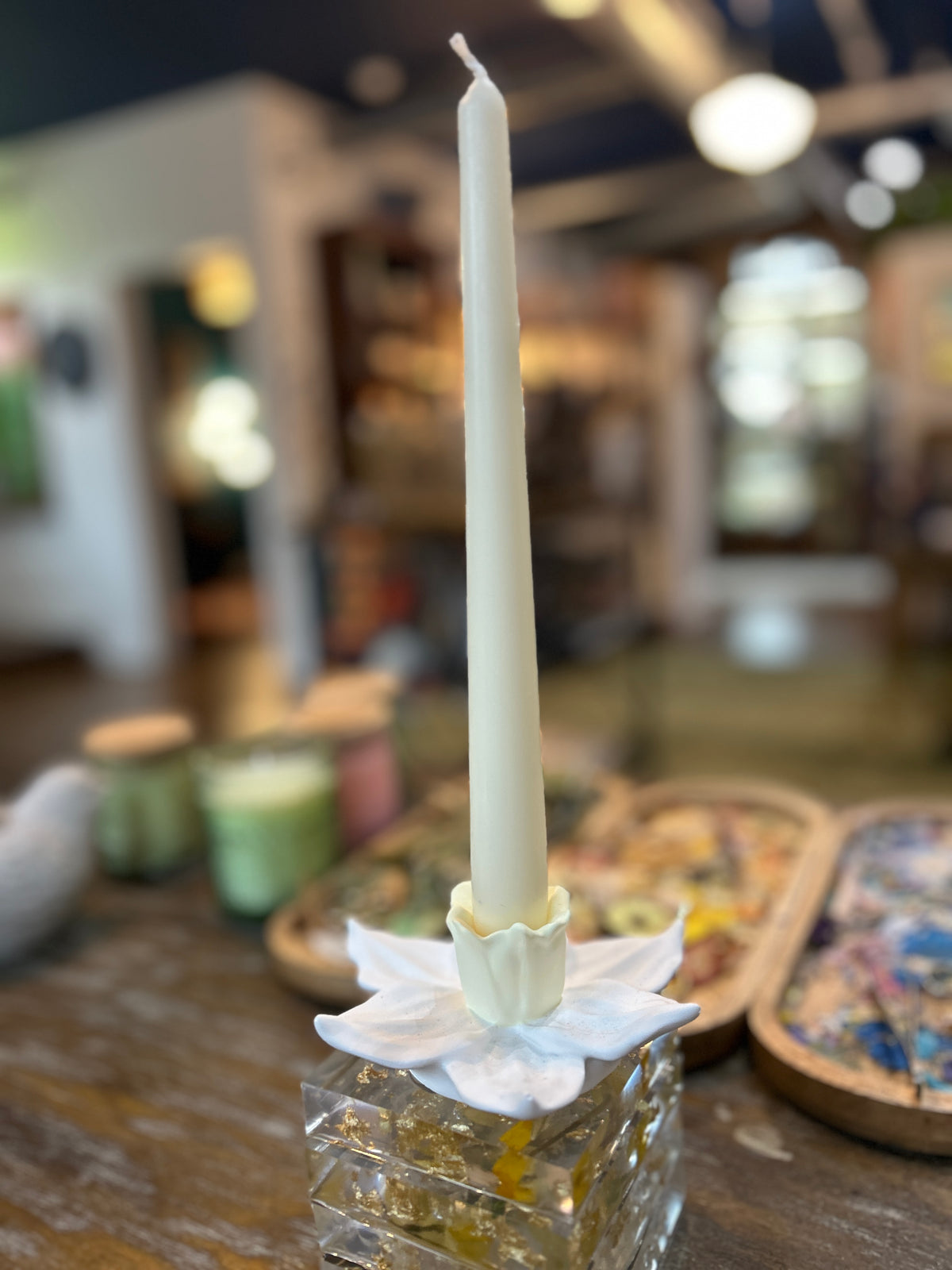Daffodil candle holder (unscented)