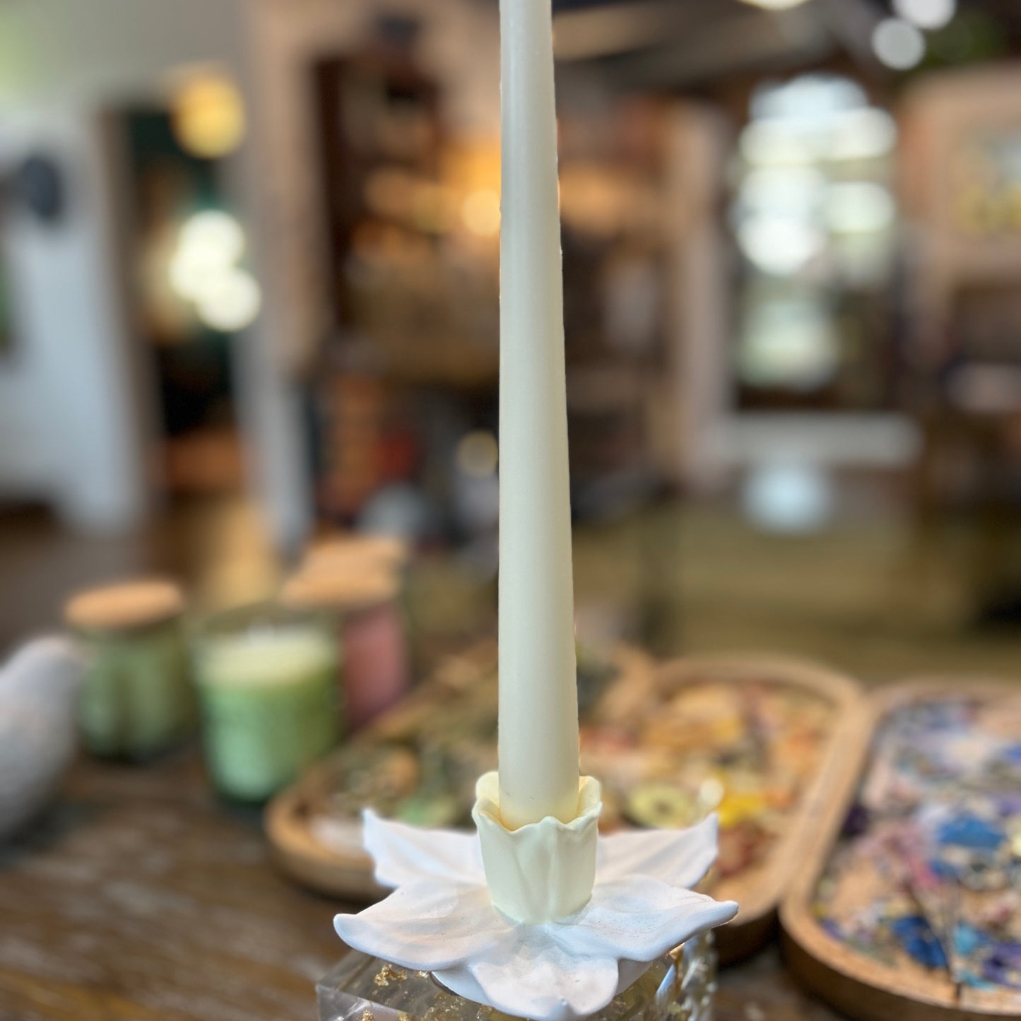 Daffodil candle holder (unscented)