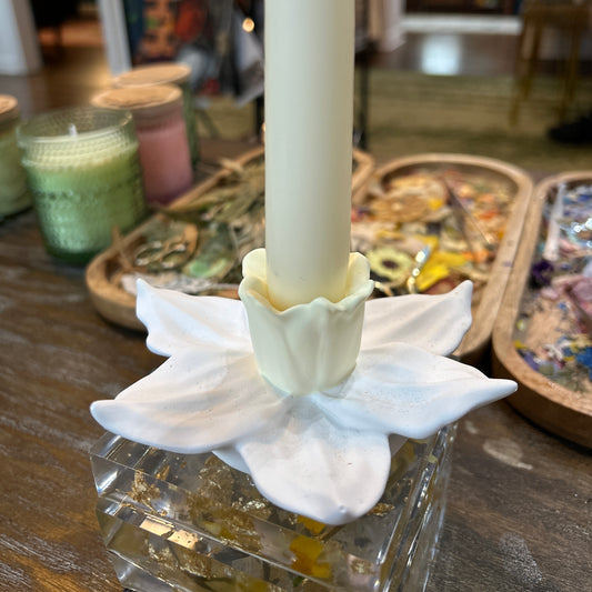 Daffodil candle holder (unscented)
