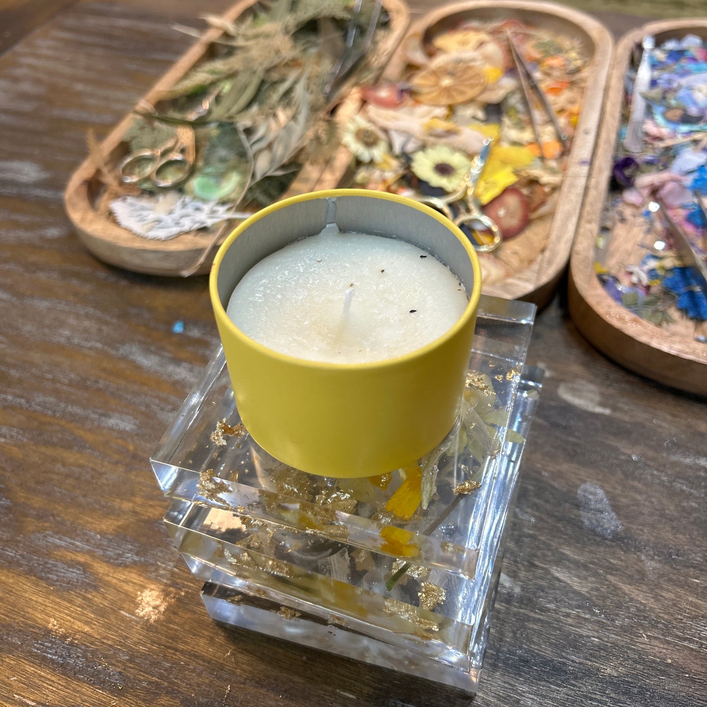 Lemonade Stand candle (scented)