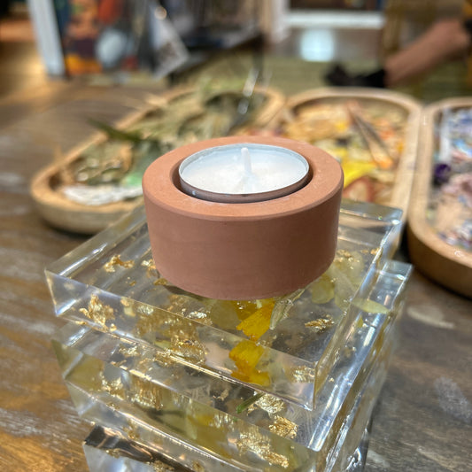 Ceremic tea light holder