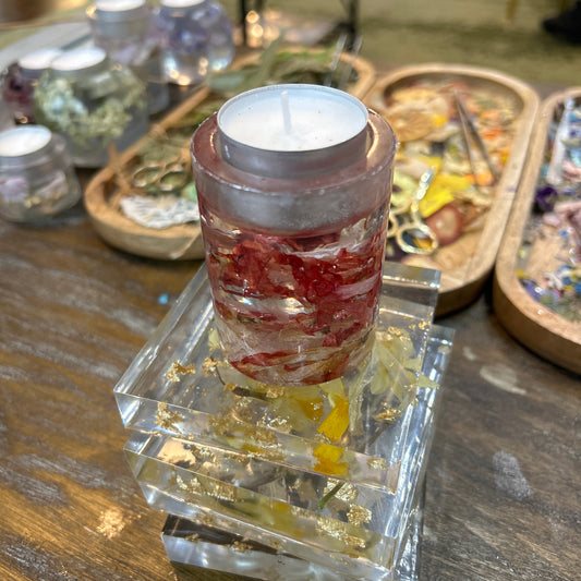 Resin tea light - cylindrical, pink flowers