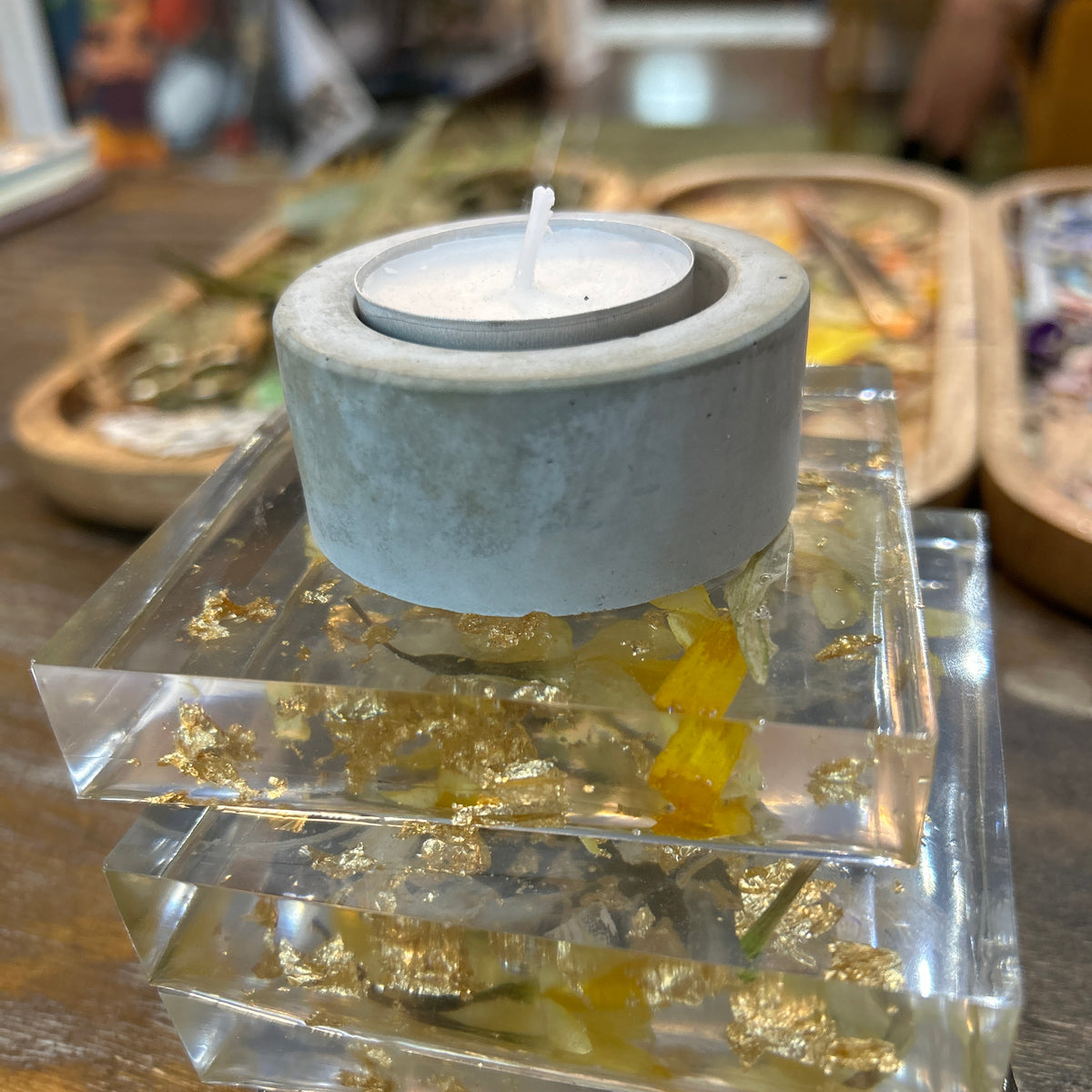 Ceremic tea light holder grey