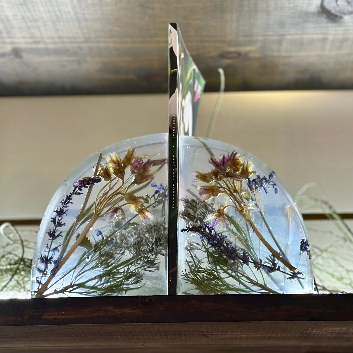 Lavender and allium resin bookends