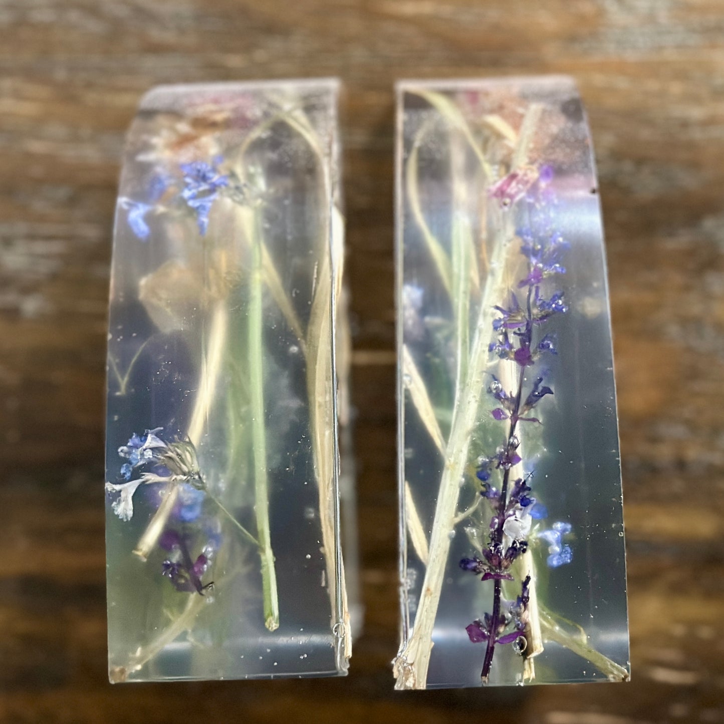 Lavender and allium resin bookends