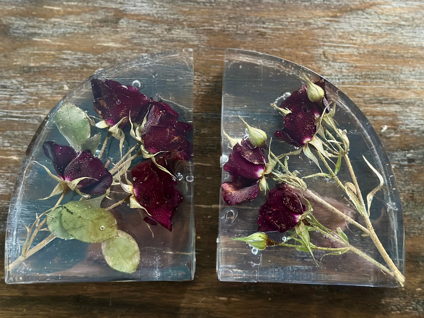 Red rose resin bookends