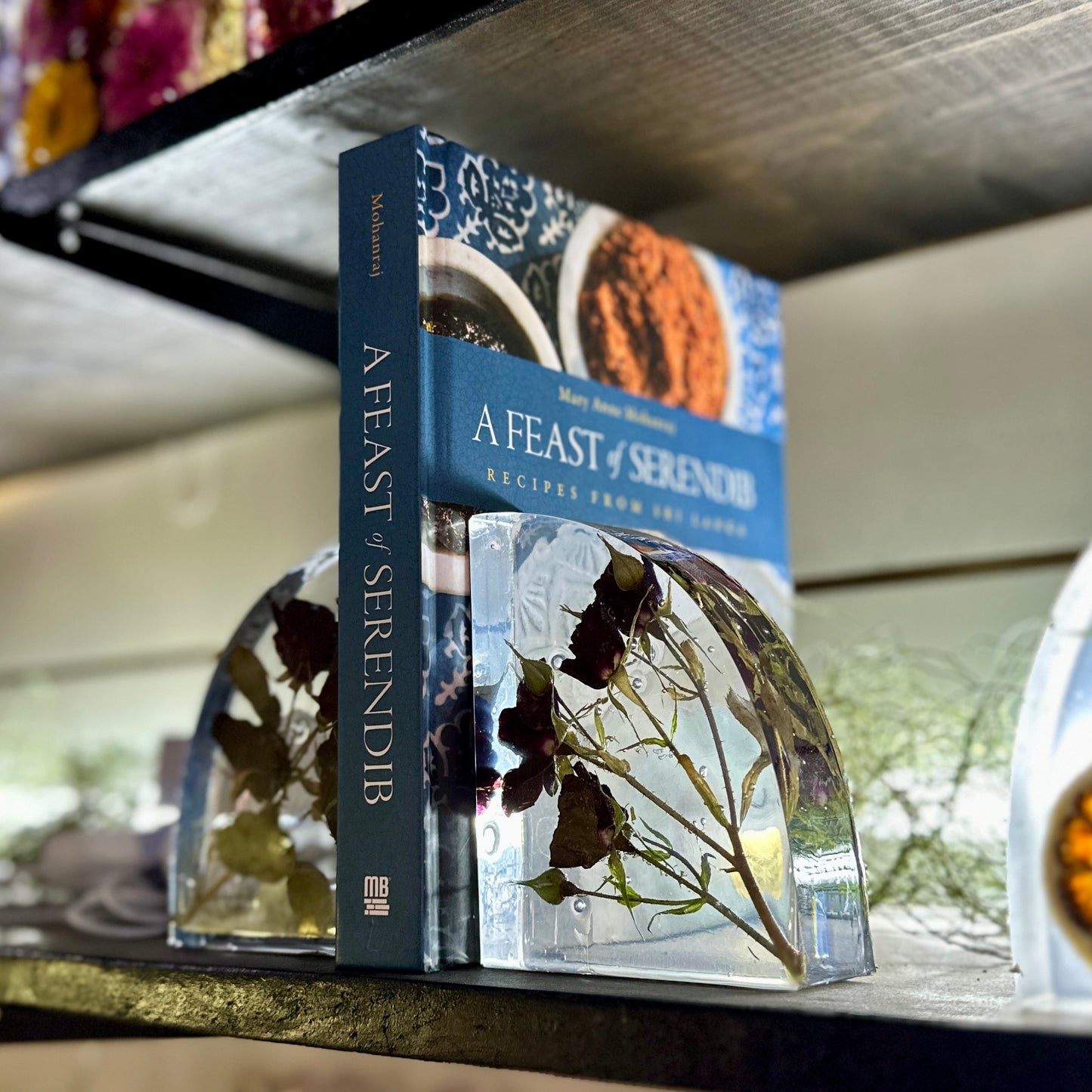 Red rose resin bookends