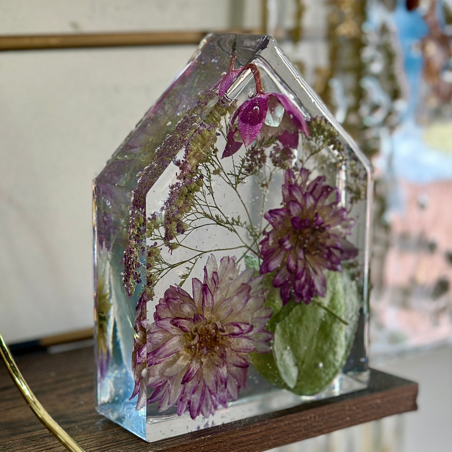 Mixed dahlia resin house