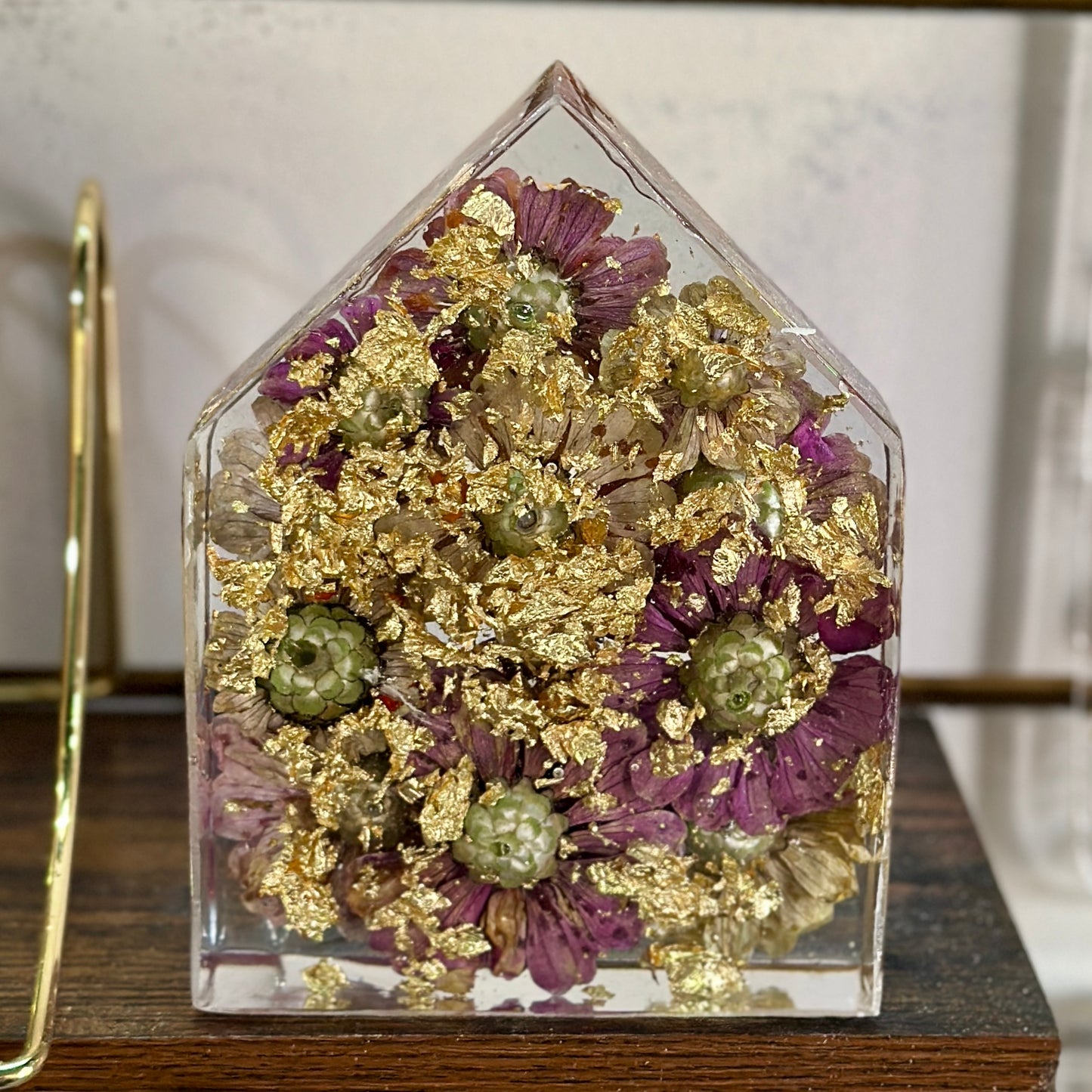 Zinnia and gold resin house