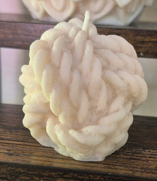 White Rope Knot Ball Candle (unscented)