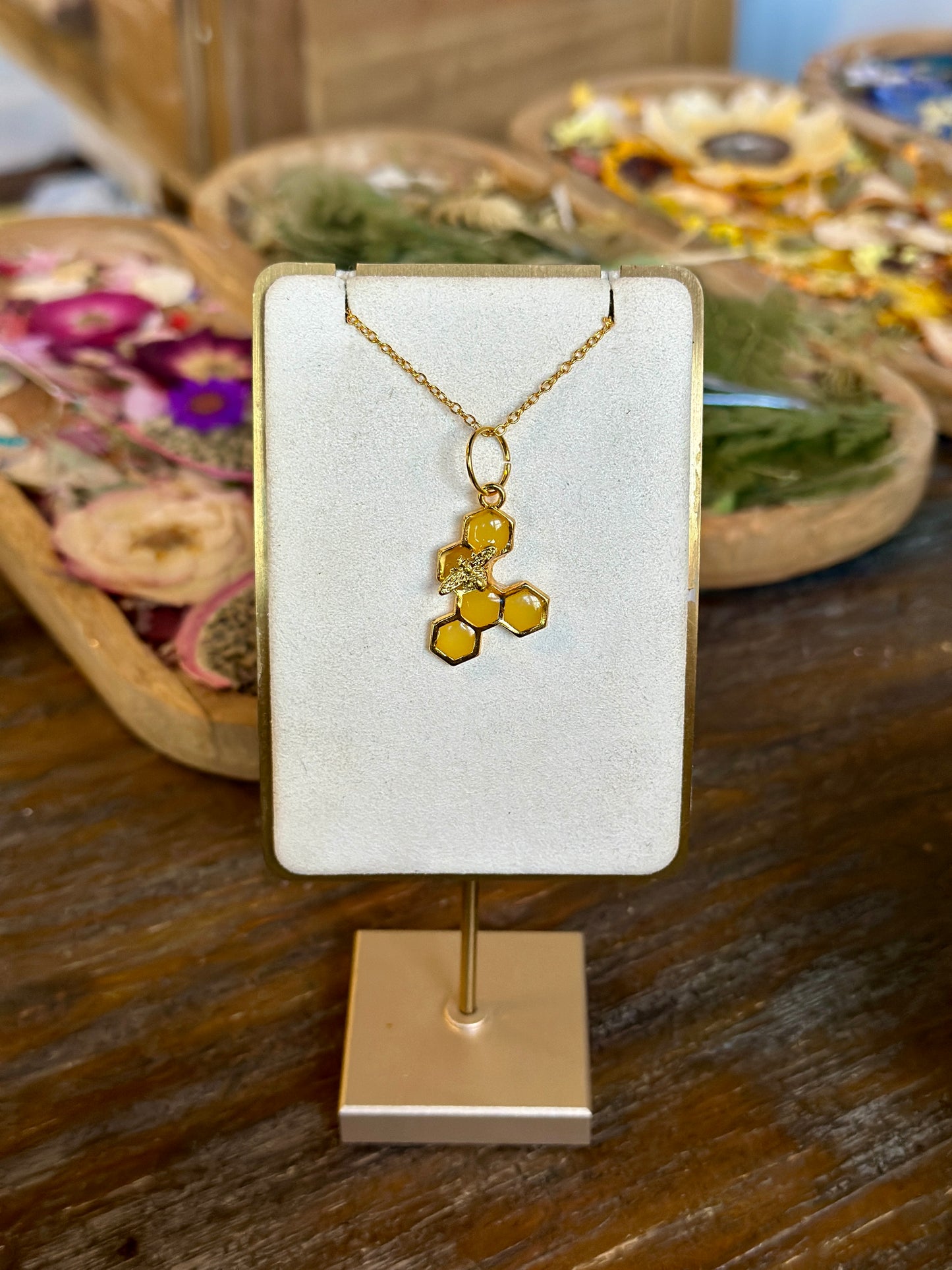 Yellow honeycomb and Bee necklace (5 hex)