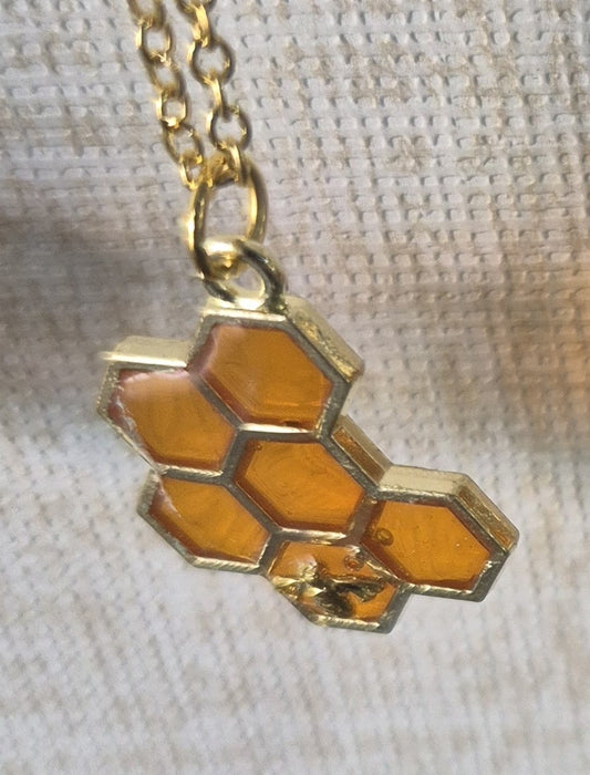 Amber honeycomb and bee necklace (6 hex)